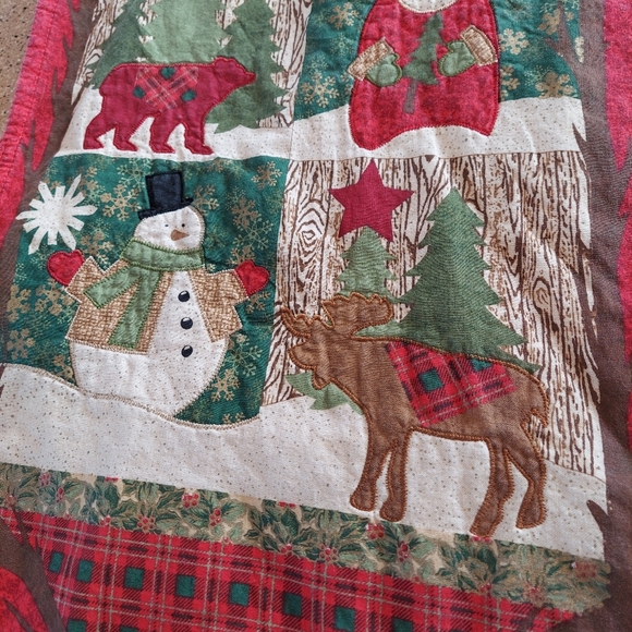 Santa Christmas Raindeer Snowman Table  Runner red Holiday decoration green - Picture 3 of 9